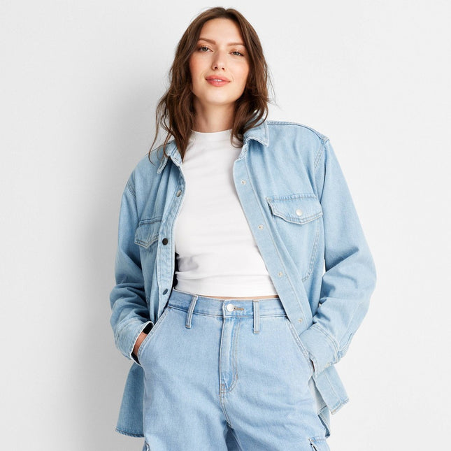 Women's Oversized Long Sleeve Collared Button-Down Denim Shirt - Universal Thread™ Light Wash XL