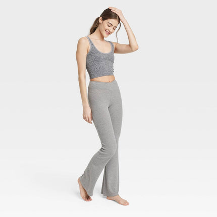 Women's Cozy Ribbed Crossover Waistband Flare Legging Pants - Colsie™ Heathered Gray XL