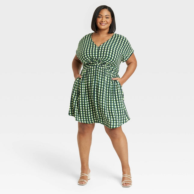 Women's Short Sleeve Twist-Front V-Neck Woven Sundress Dress - Ava & Viv™ Green Plaid 3X